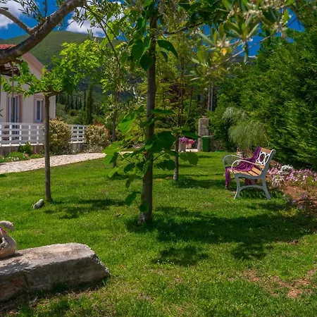 Country Style Christina Villa Pouláta