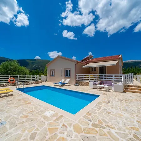 Villa Country Style Christina