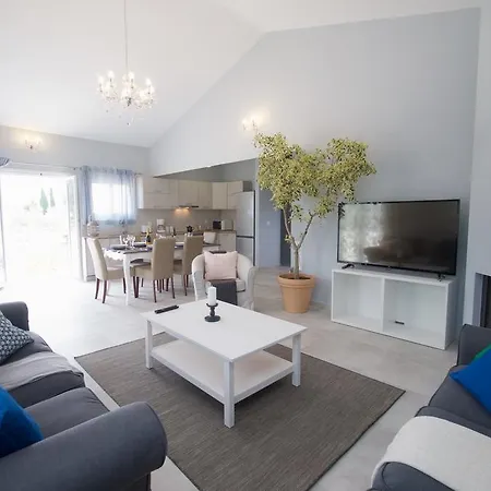 Country Style Christina Villa