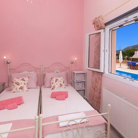 Country Style Christina Villa Pouláta