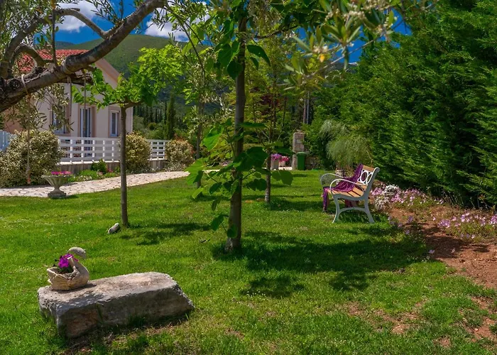 Country Style Christina Villa Poulata