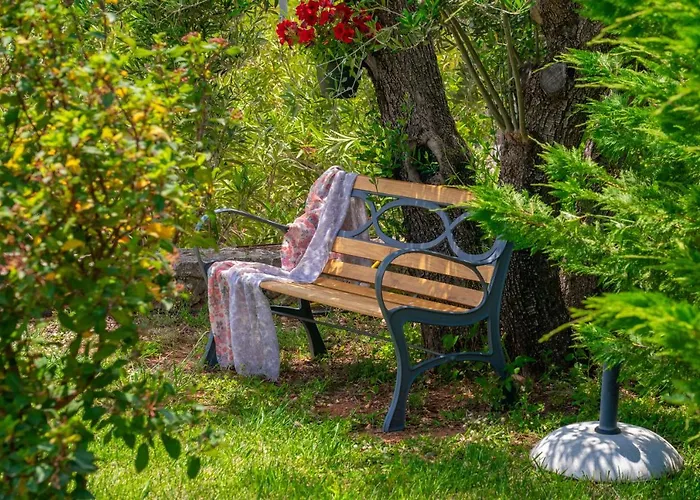 Country Style Christina