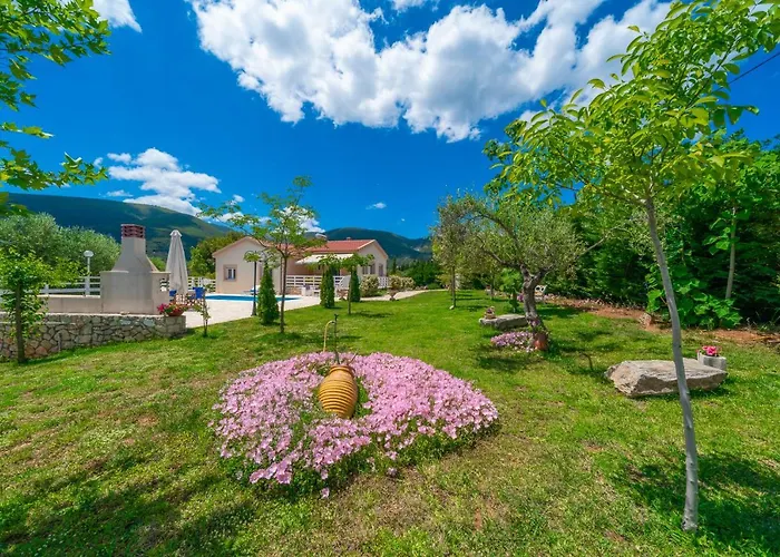 Country Style Christina