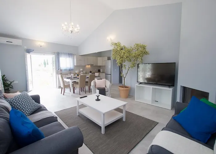 Country Style Christina Villa