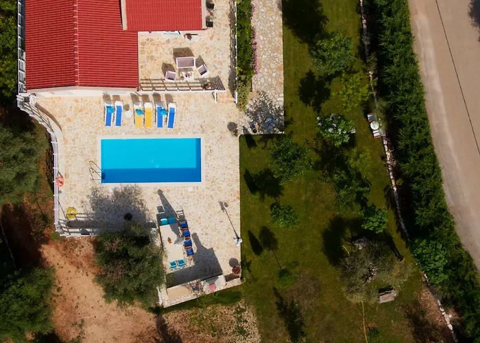 Country Style Christina *