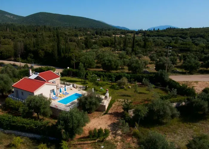 Country Style Christina Pouláta